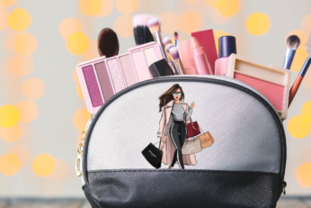 Travel in Style: Compact and Chic Makeup Bags for Jet-Setting Beauties